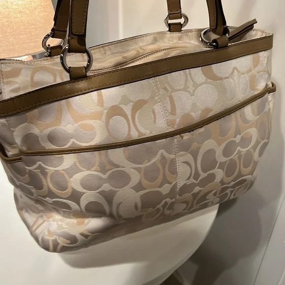 COACH Gallery Gold Lurex Signature East West Tote. - Picture 3 of 7